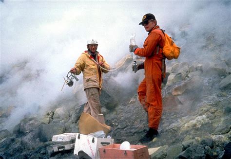 volcanologist jobs